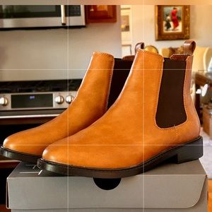 LOFT Classic Chelsea Boot-Missy Size 6.5 Cognac NWB